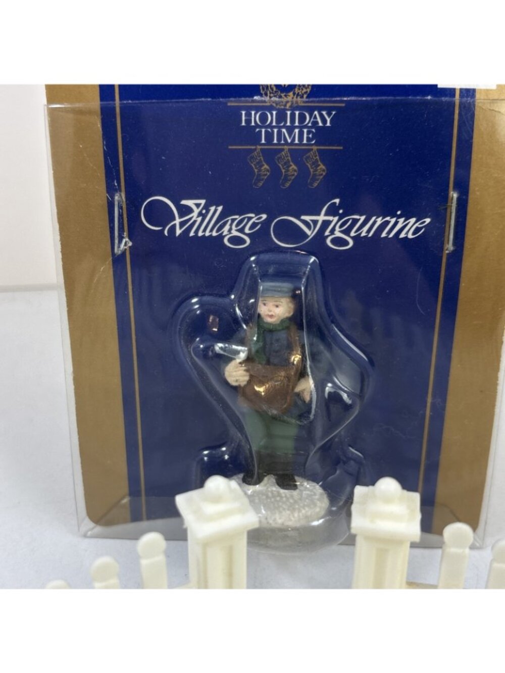 Holiday Time Vintage Village Christmas Accessory BUNDLE Newspaper Boy & Fence - Picture 3 of 3